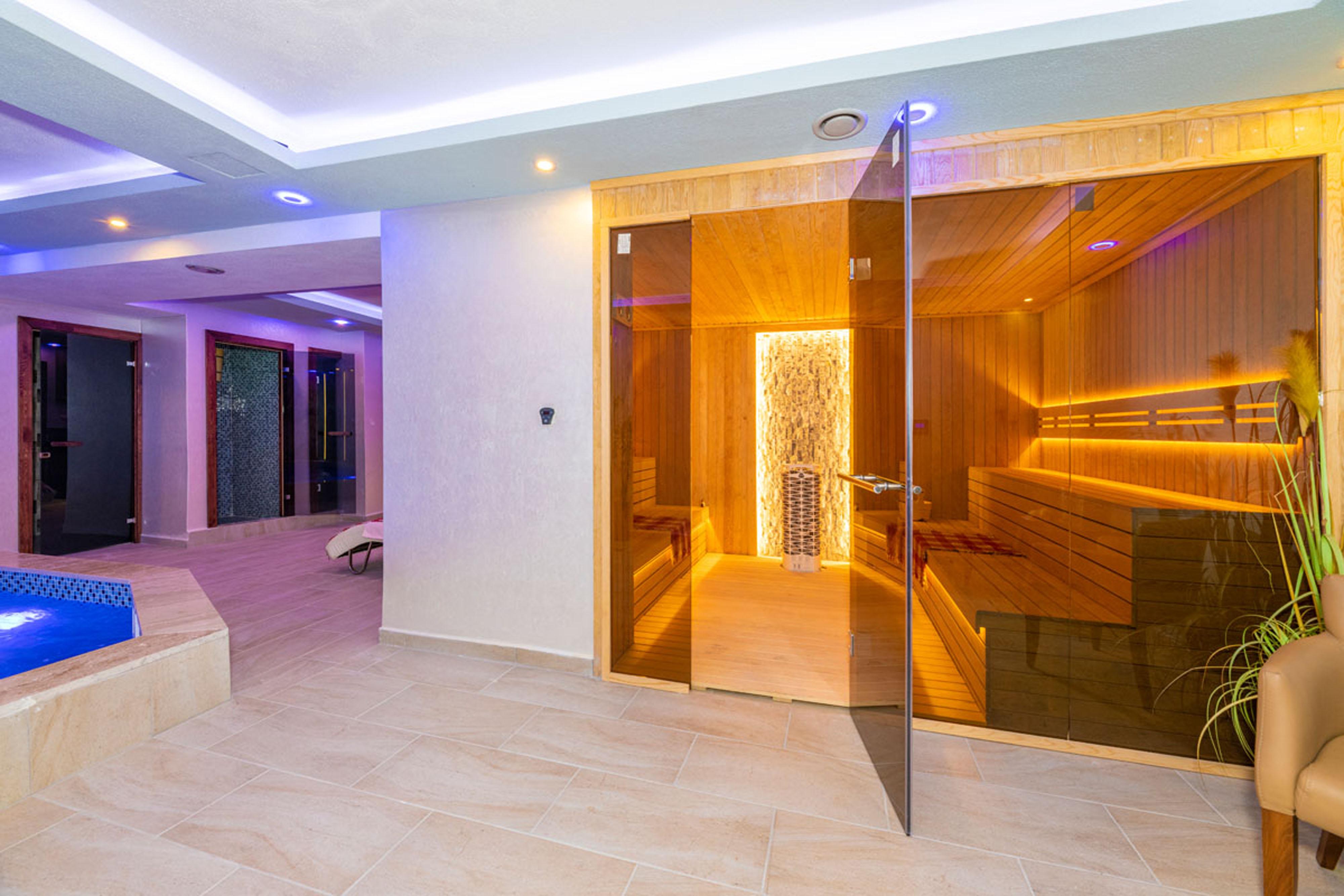 Bekdas Deluxe & 4* Istambul